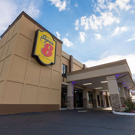 Super 8 by Wyndham Goldsboro Motel Eksteriør billede