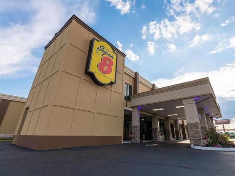 Super 8 by Wyndham Goldsboro Motel Eksteriør billede